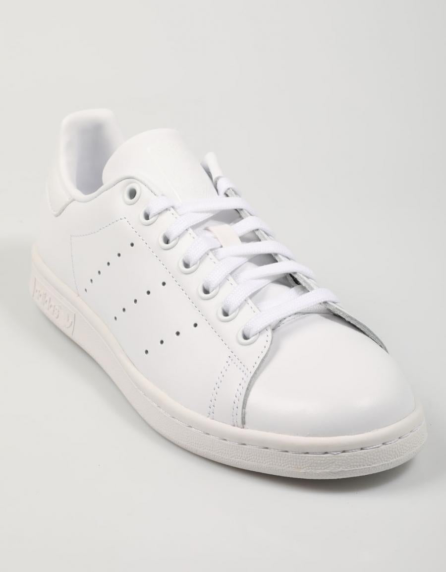 ZAPATILLAS ADIDAS ORIGINALS STAN en color Blanco