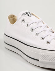 ZAPATILLAS CONVERSE CHUCK en color Blanco