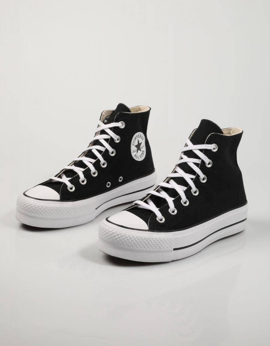 ZAPATILLAS CONVERSE CHUCK en color Negro
