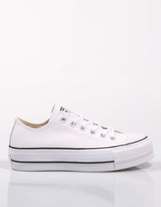 ZAPATILLAS CONVERSE CHUCK en color Blanco