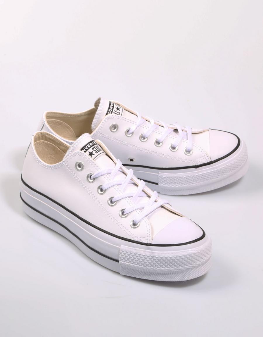 ZAPATILLAS CONVERSE CHUCK en color Blanco