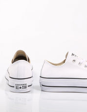 ZAPATILLAS CONVERSE CHUCK en color Blanco