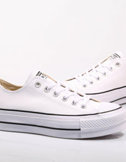 ZAPATILLAS CONVERSE CHUCK en color Blanco