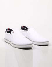 ZAPATILLAS TOMMY HILFIGER ICONIC SLIP ON SNEAKER en color Blanco