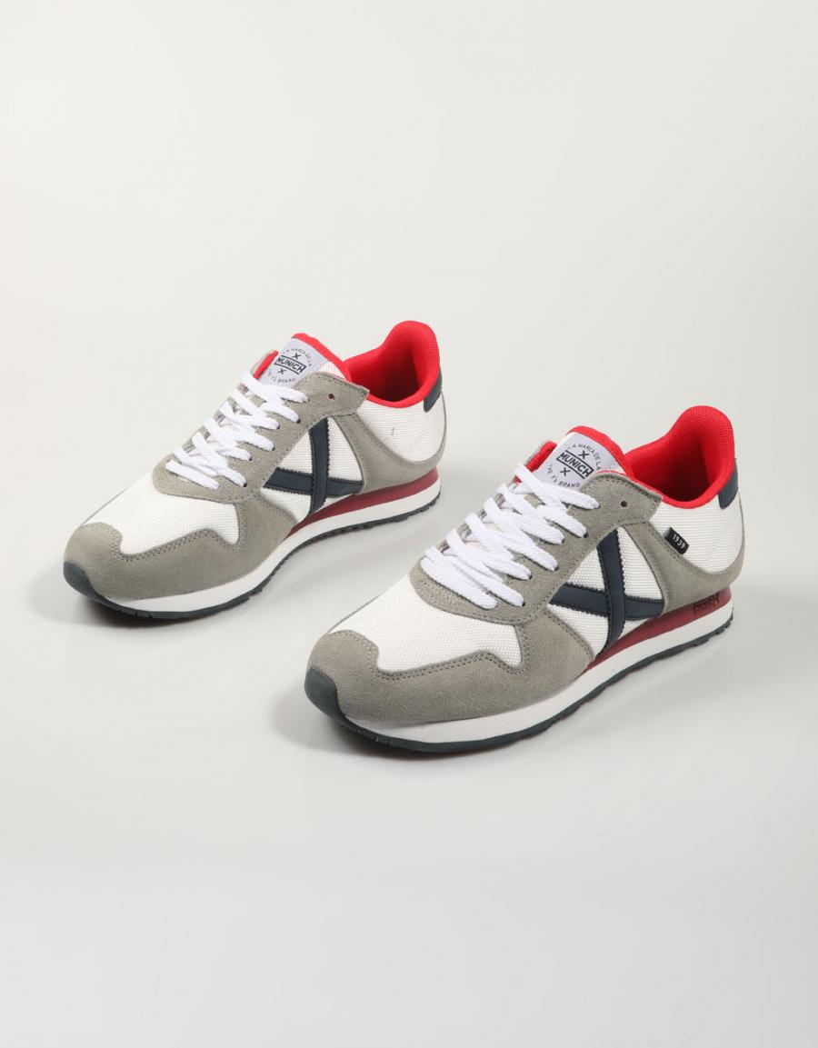 ZAPATILLAS MUNICH MASSANA en color Blanco