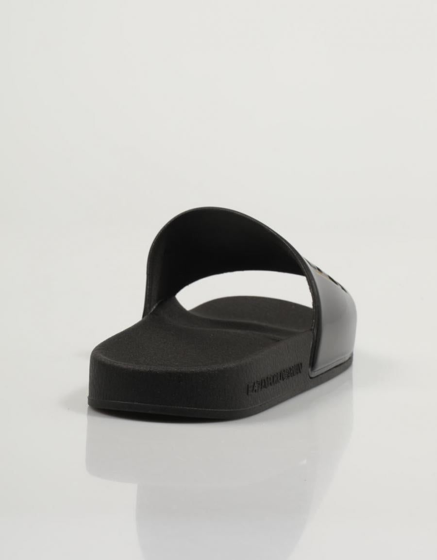 CHANCLAS ARMANI EXCHANGE XCP001 en color Negro