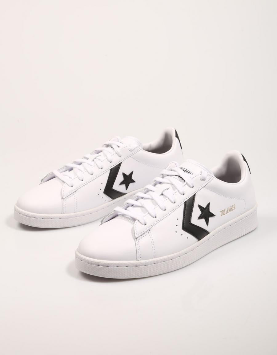 ZAPATILLAS CONVERSE PRO en color Blanco