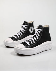 ZAPATILLAS CONVERSE CHUCK en color Negro