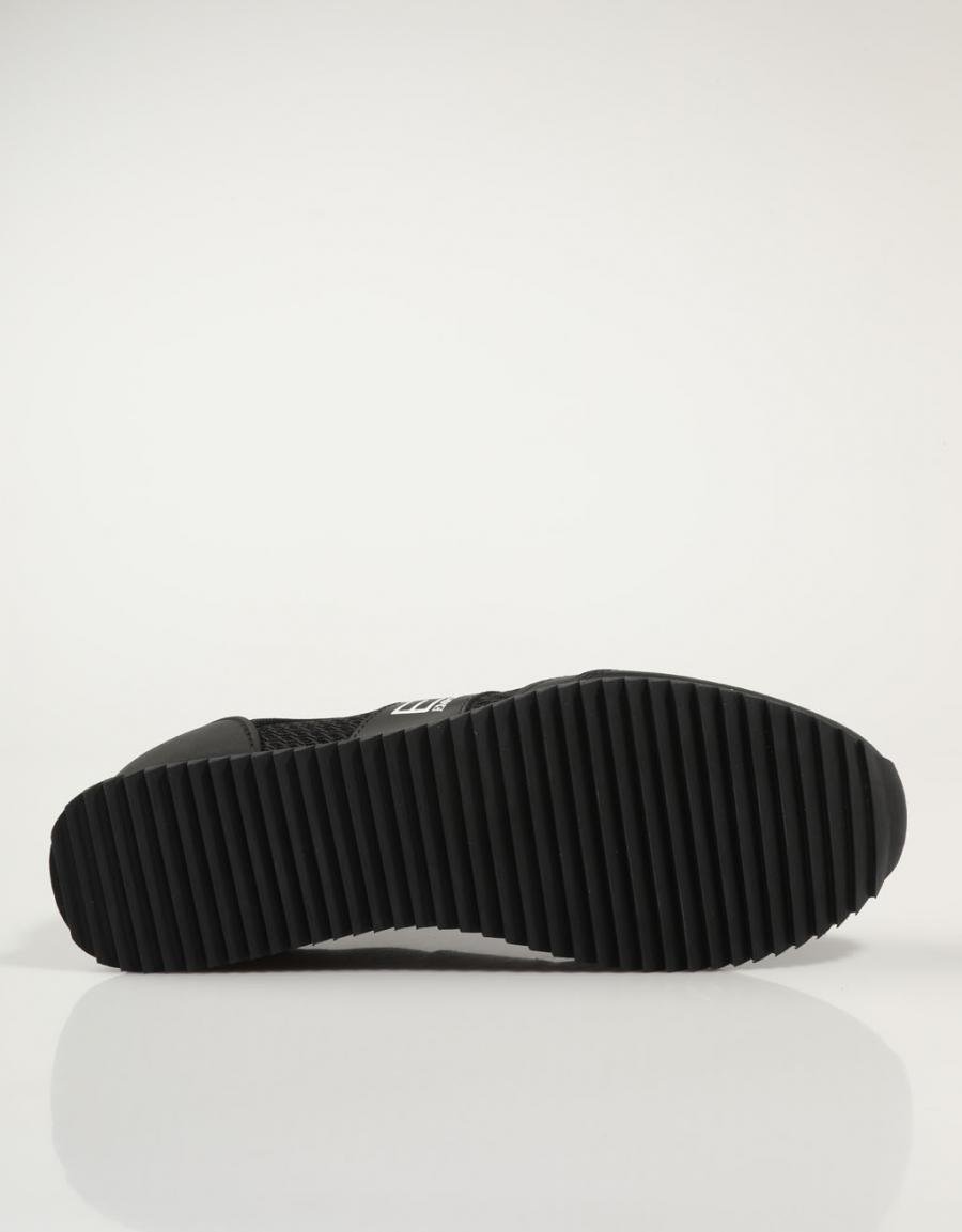 ZAPATILLAS ARMANI EA7 CASUAL en color Negro