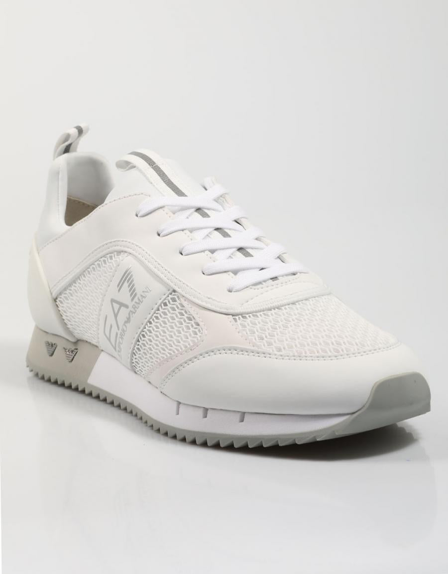 ZAPATILLAS ARMANI EA7 CASUAL en color Blanco