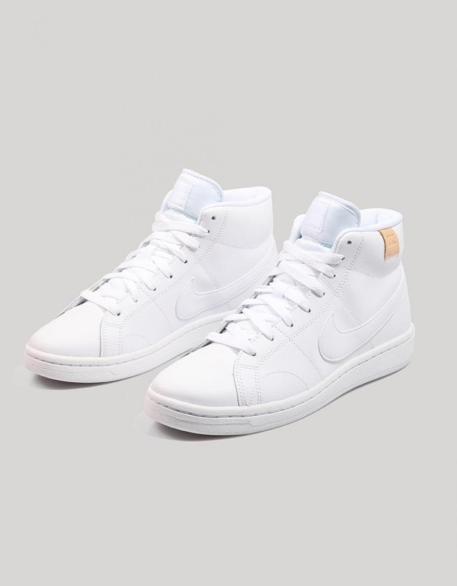 ZAPATILLAS NIKE COURT en color Blanco