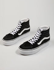 ZAPATILLAS VANS SK8 HI PLATFORM en color Negro