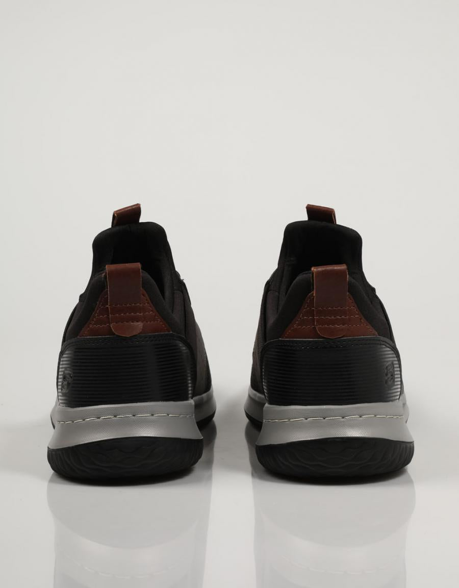 ZAPATOS SPORT SKECHERS DELSON en color Negro