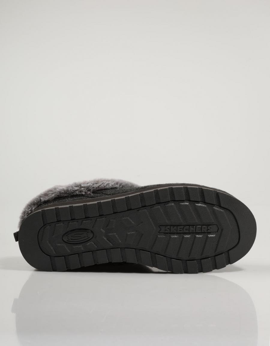 ZAPATILLAS CASA SKECHERS KEEPSAKES en color Gris