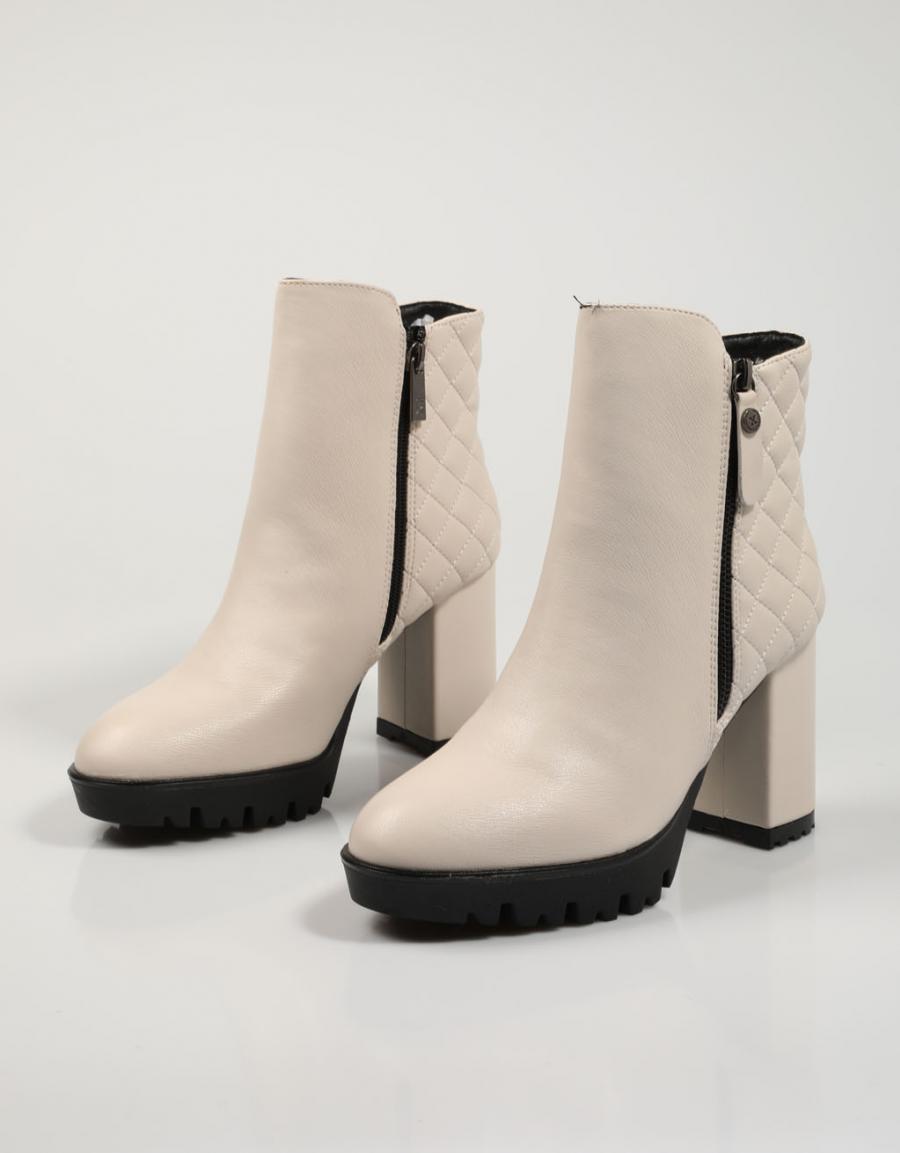 BOTINES XTI 43065 en color Hielo