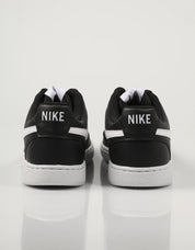ZAPATILLAS NIKE COURT en color Negro