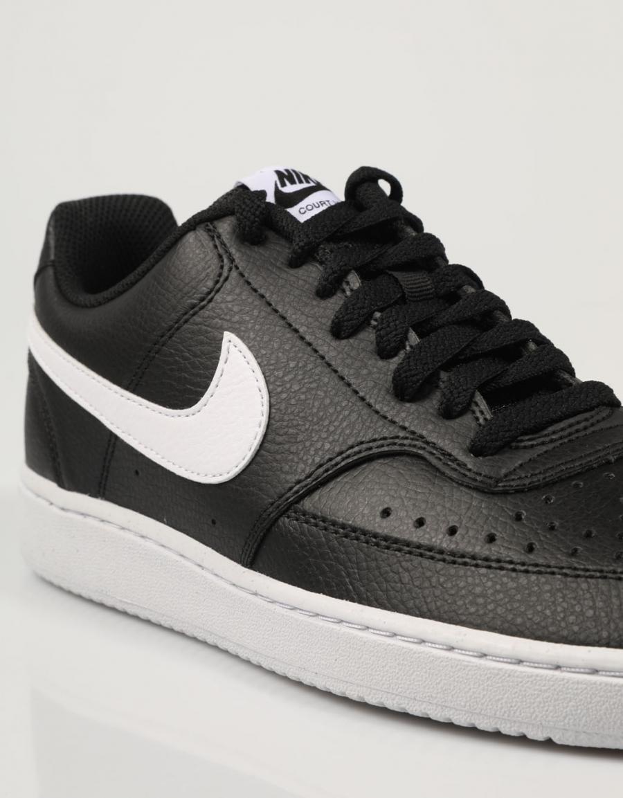 ZAPATILLAS NIKE COURT en color Negro