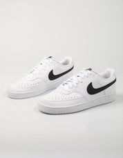 ZAPATILLAS NIKE COURT en color Blanco