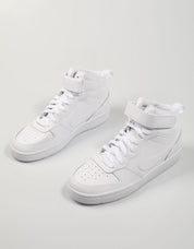 ZAPATILLAS NIKE COURT en color Blanco