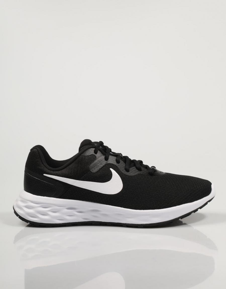 ZAPATILLAS NIKE REVOLUTION en color Negro