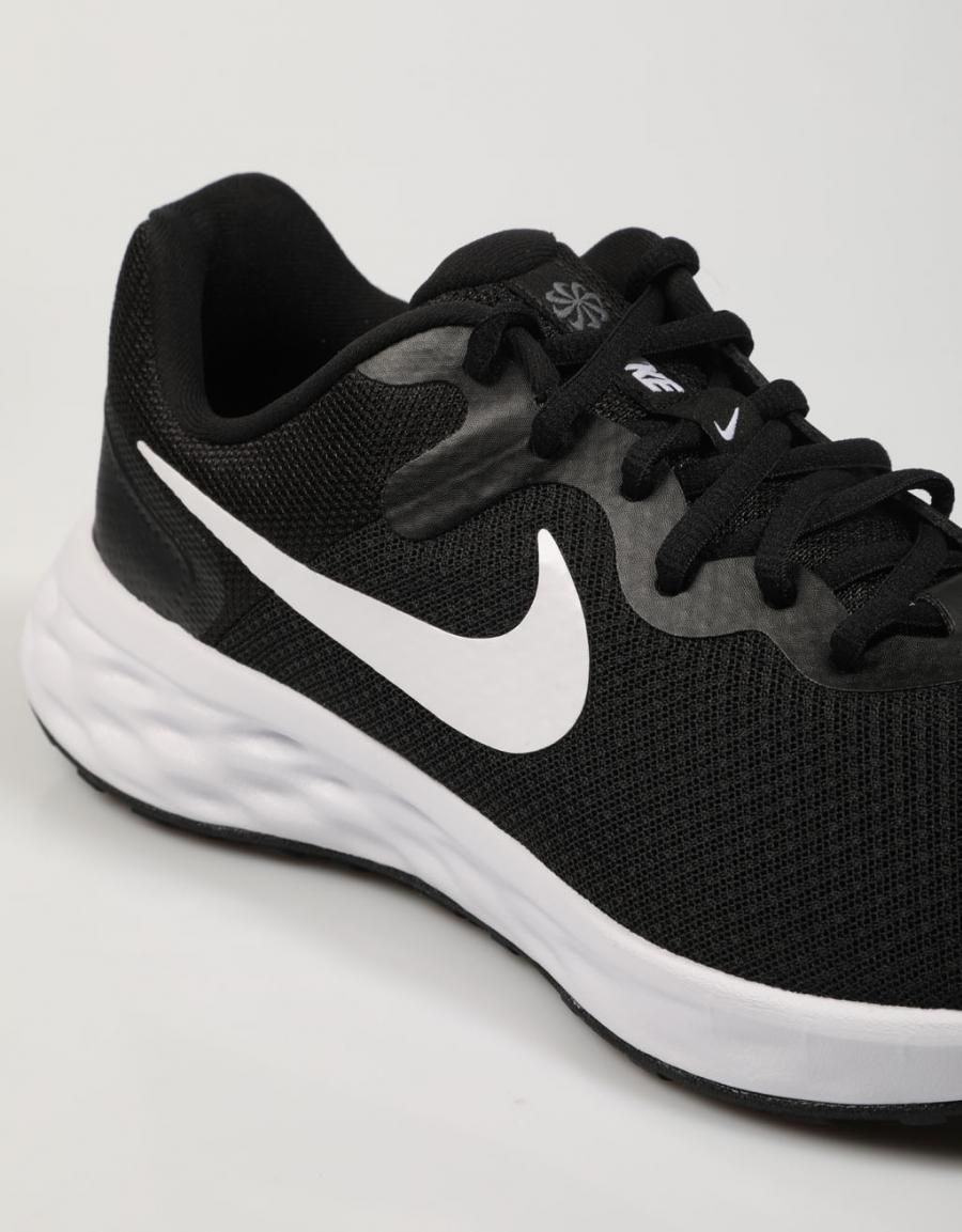 ZAPATILLAS NIKE REVOLUTION en color Negro