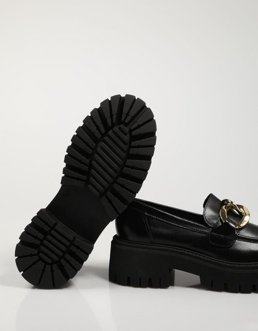 ZAPATOS SPORT REBECCA HOPE 2416 en color Negro