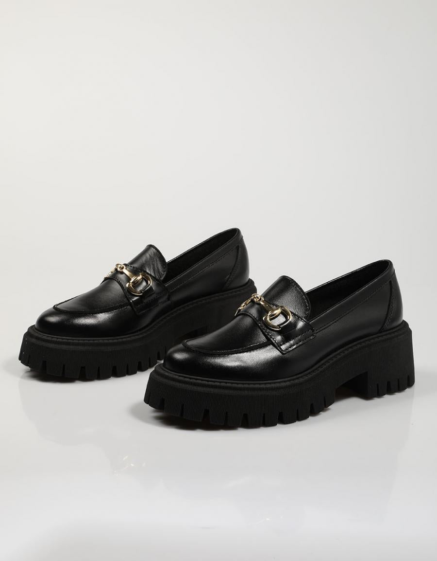 ZAPATOS SPORT REBECCA HOPE 2406 en color Negro