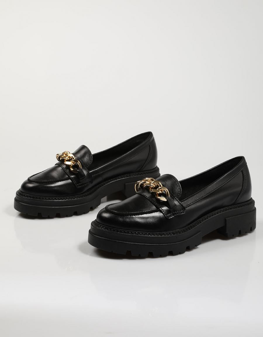 ZAPATOS SPORT REBECCA HOPE 7916 en color Negro