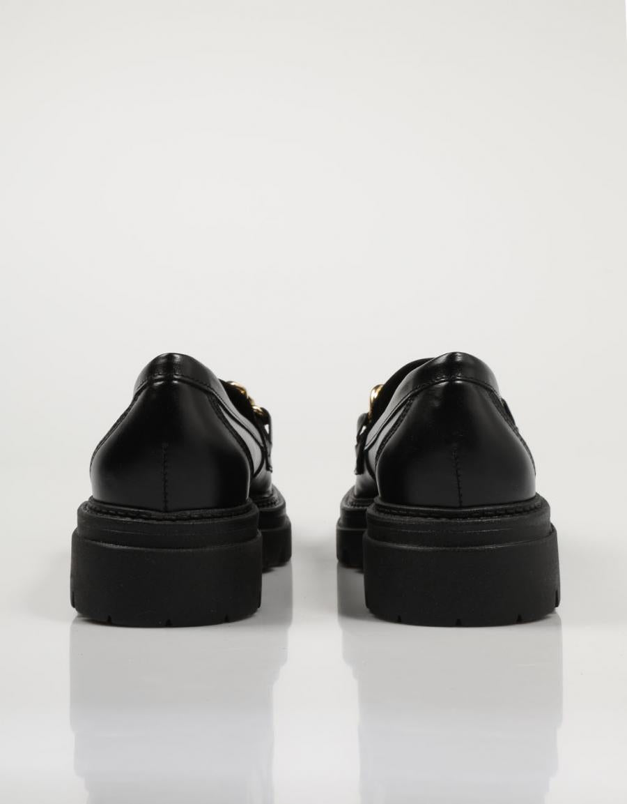 ZAPATOS SPORT REBECCA HOPE 7916 en color Negro