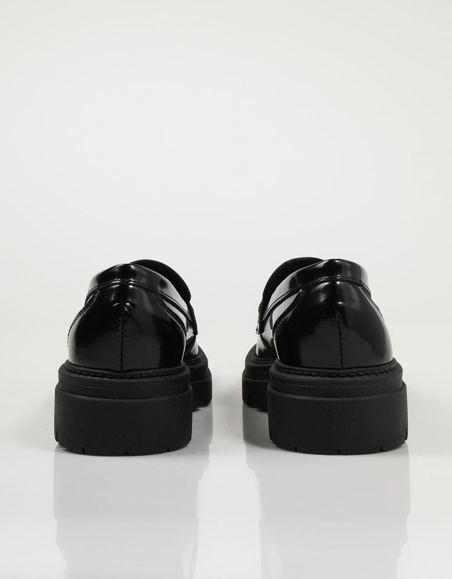 ZAPATOS SPORT REBECCA HOPE 7901 en color Negro