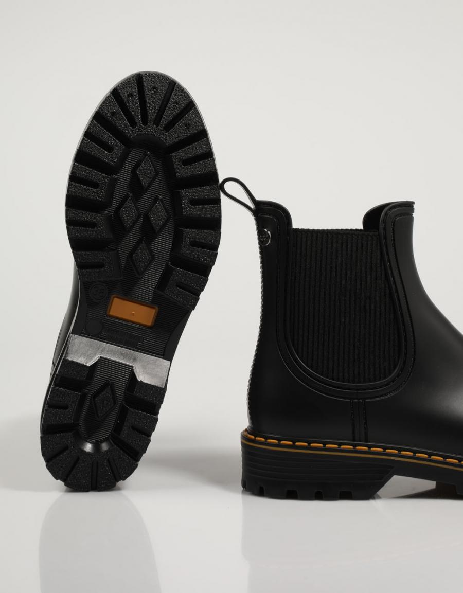 BOTAS AGUA IGOR TRAK en color Negro