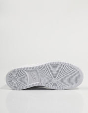 ZAPATILLAS NIKE COURT en color Blanco