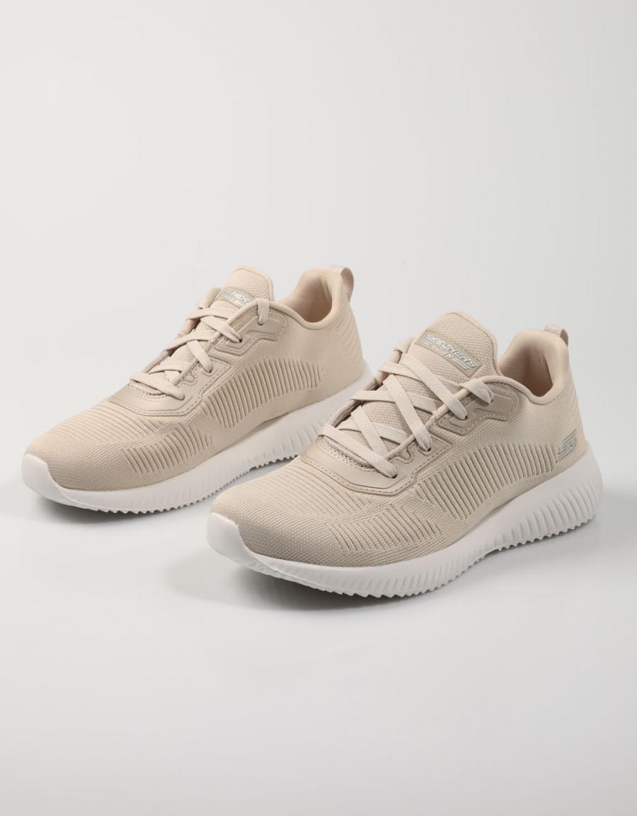ZAPATILLAS SKECHERS 32504 en color Beige