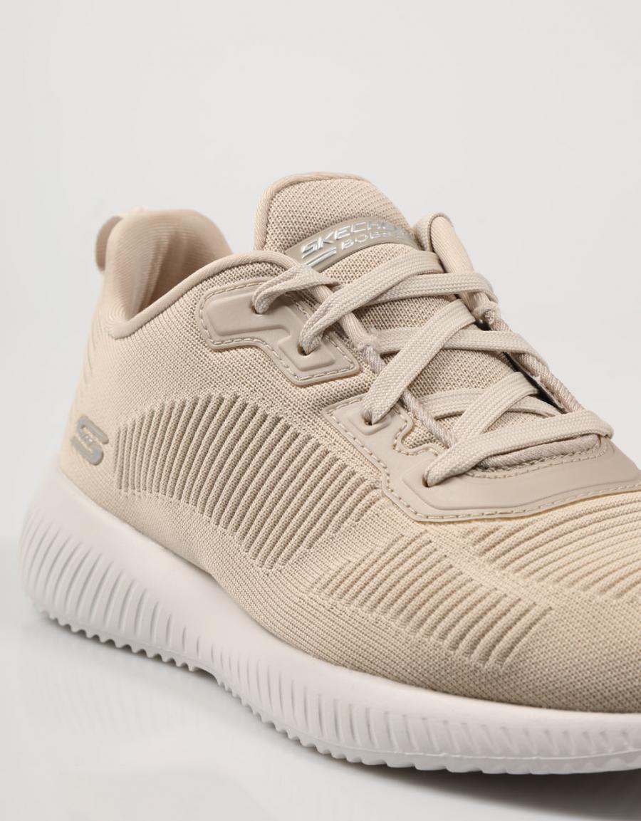 ZAPATILLAS SKECHERS 32504 en color Beige