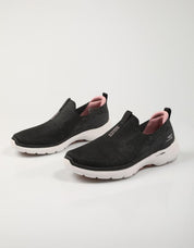 ZAPATILLAS SKECHERS 124502  GOWALK 6 GLIMERI en color Negro