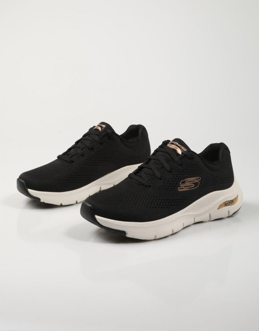 ZAPATILLAS SKECHERS 149057  ARCH FIT BIG APP en color Negro