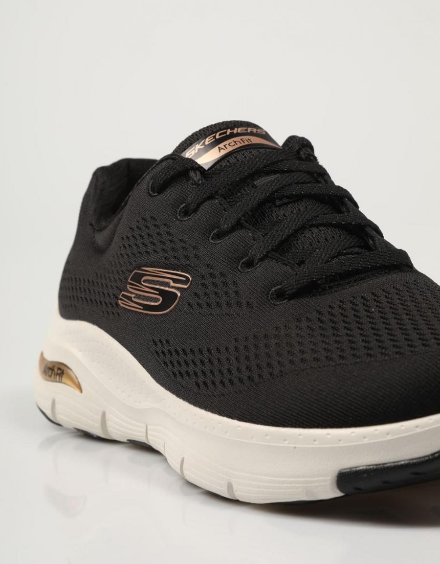 ZAPATILLAS SKECHERS 149057  ARCH FIT BIG APP en color Negro