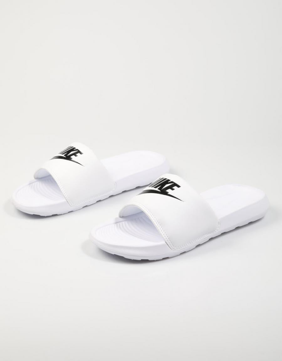 CHANCLAS NIKE VICTORI ONE en color Blanco