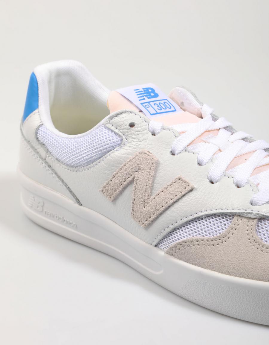 ZAPATILLAS NEW BALANCE CT 300 en color Blanco