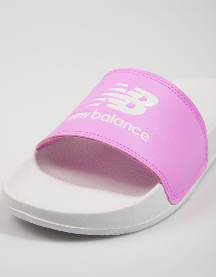 CHANCLAS NEW BALANCE SUF50 en color Fuxia