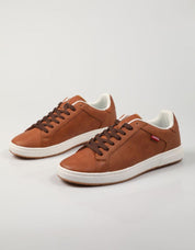 ZAPATILLAS LEVIS PIPER en color Cuero