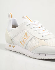 ZAPATILLAS ARMANI EA7 X8X027 XK050 en color Blanco