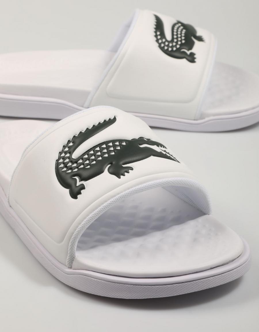CHANCLAS LACOSTE CROCO en color Blanco
