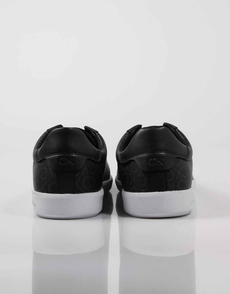 ZAPATILLAS CALVIN KLEIN LOW TOP LACE UP CV MOO en color Negro
