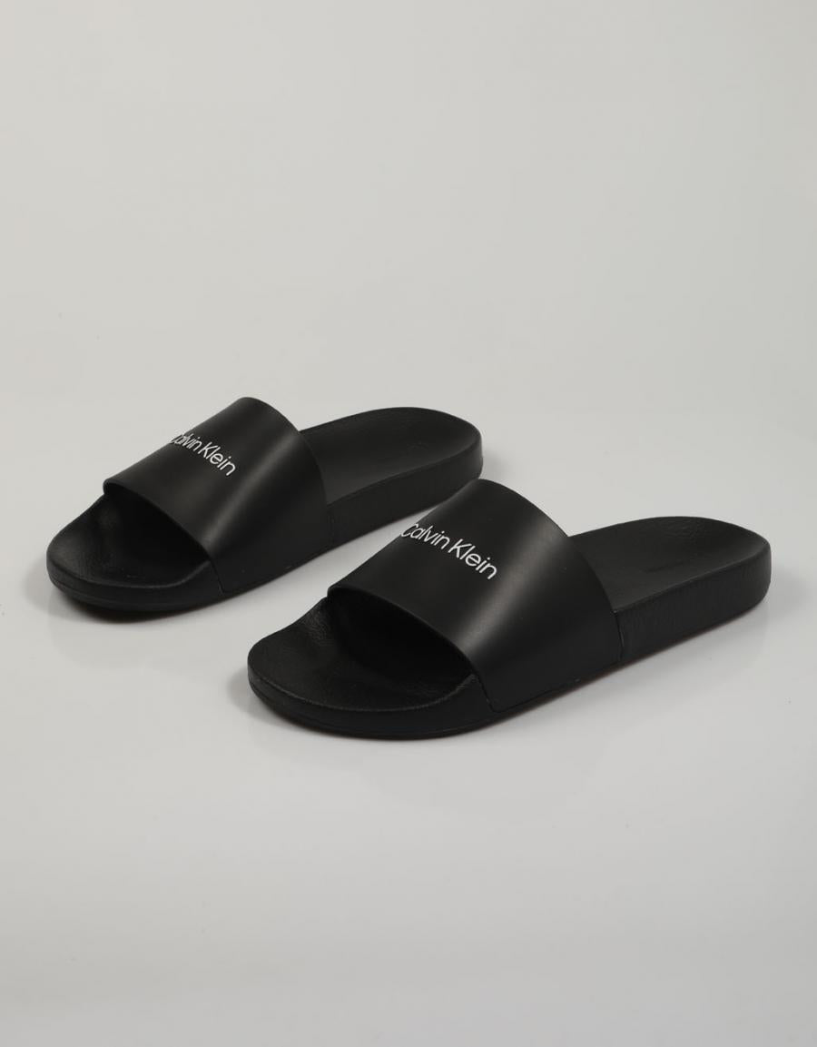 CHANCLAS CALVIN KLEIN POOL en color Negro