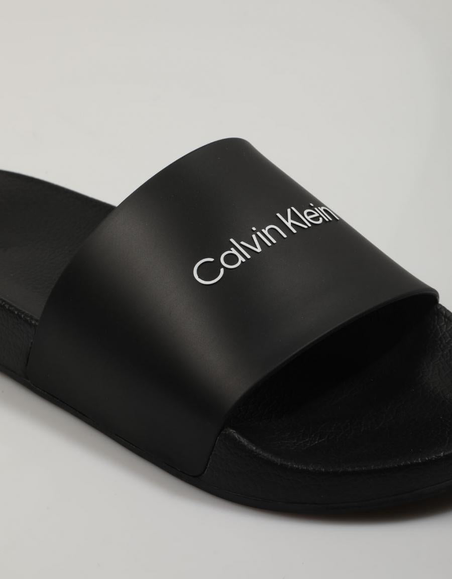 CHANCLAS CALVIN KLEIN POOL en color Negro