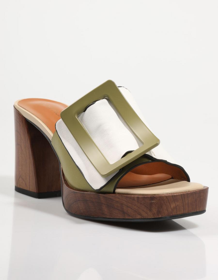 SANDALIAS NOA HARMON 8971 en color Blanco