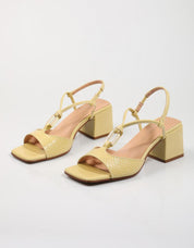 SANDALIAS NOA HARMON 9026 en color Amarillo