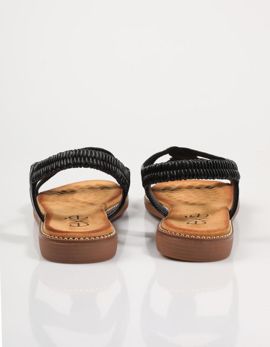 SANDALIAS EXE ZF1982 F6 en color Negro