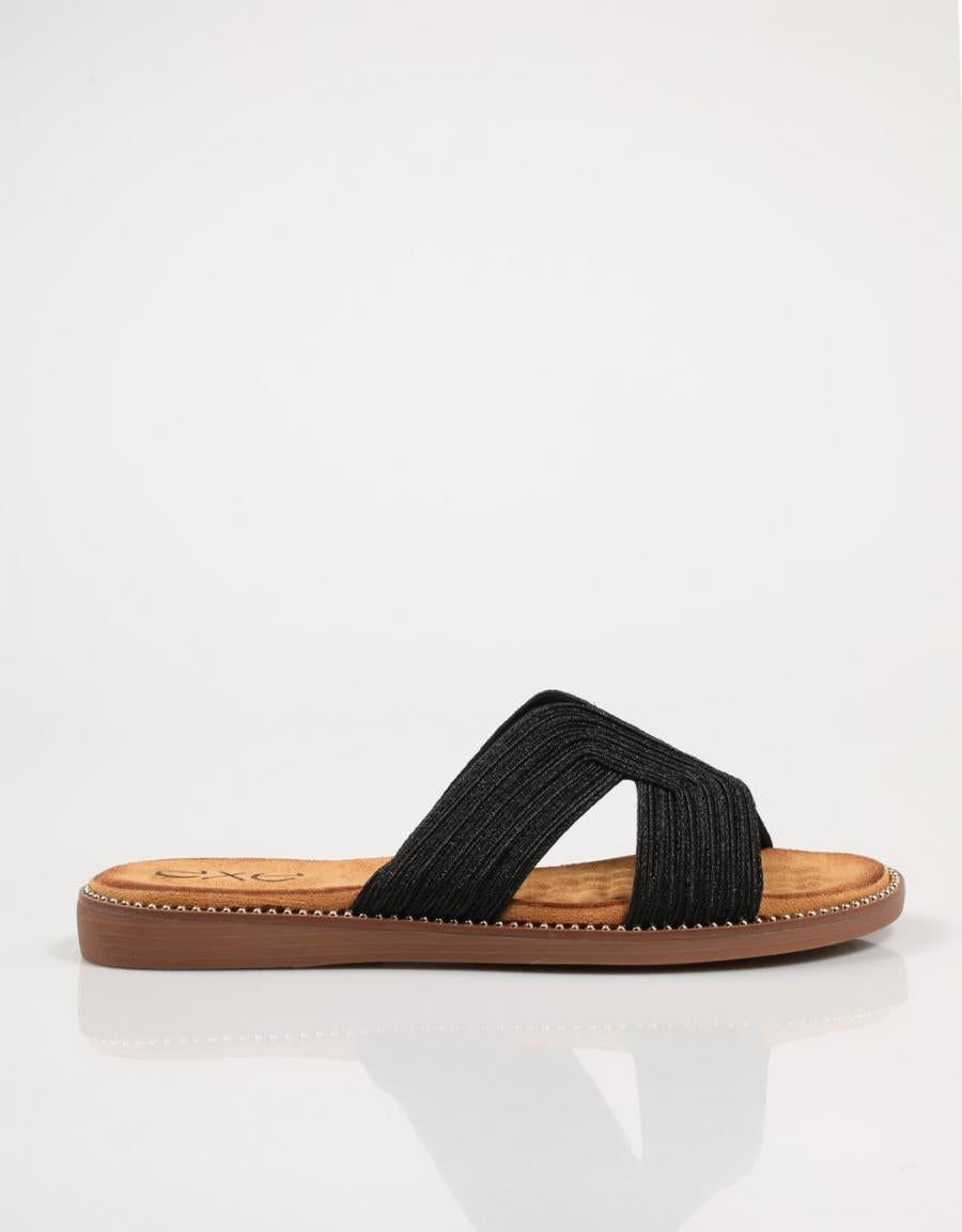 SANDALIAS EXE ZF1982 F5 en color Negro
